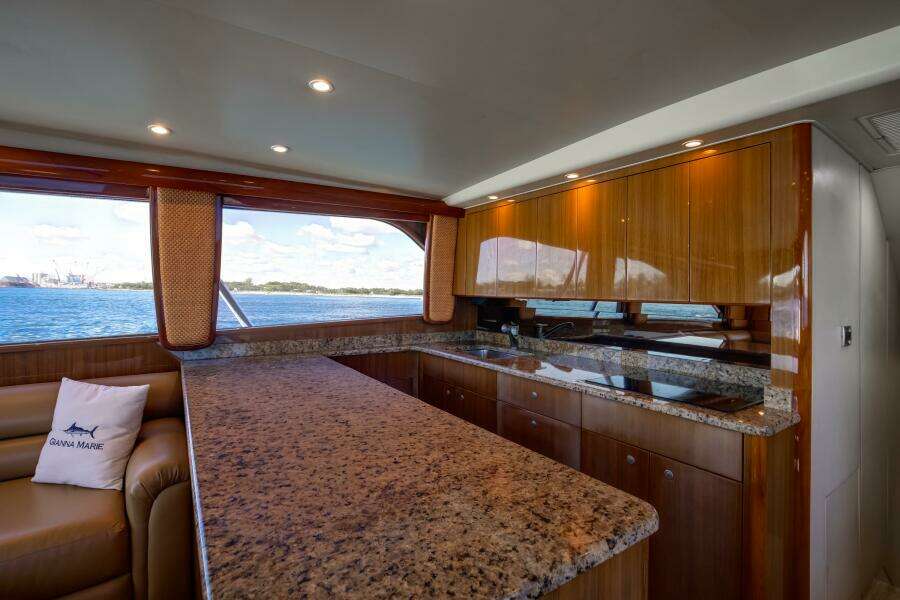 Viking 56 - GIANNA MARIE - Galley