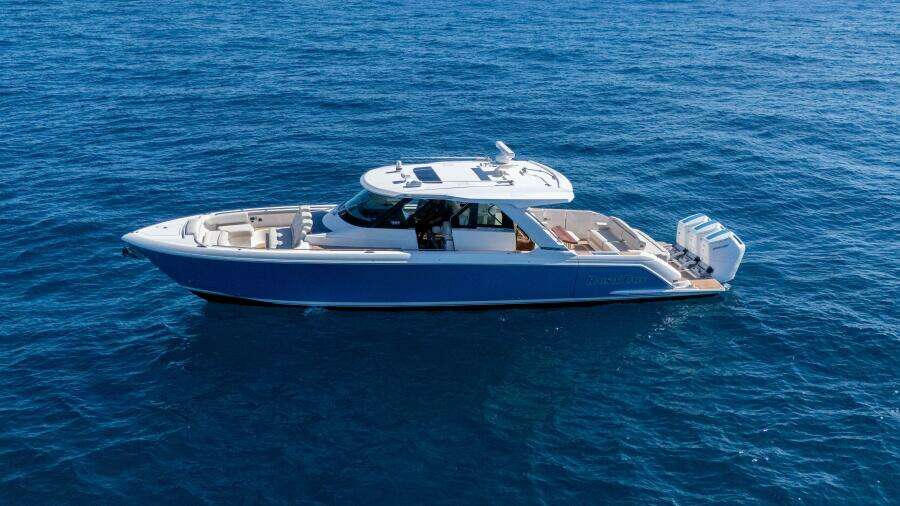 2024 Tiara Yachts 48 LS