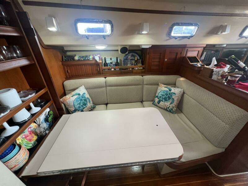 1994 Island Packet Cutter