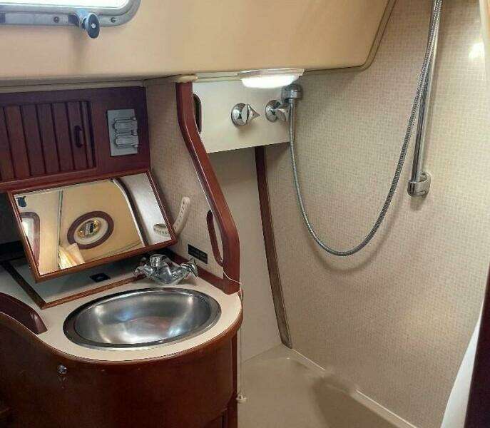 1994 Island Packet Cutter