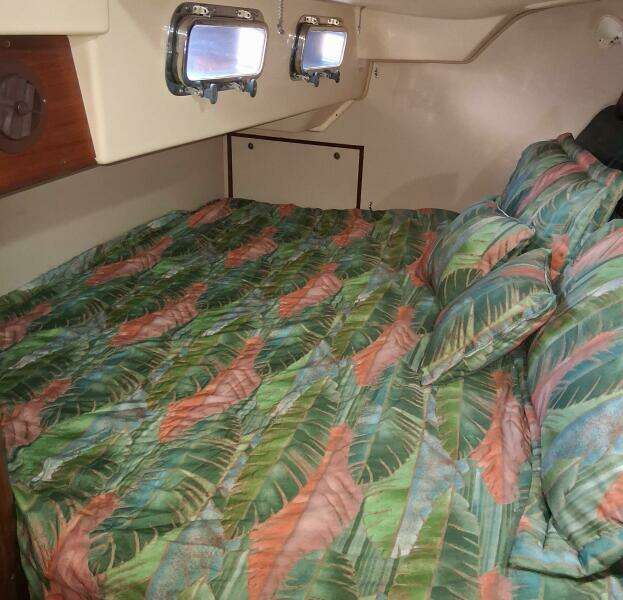 1994 Island Packet Cutter