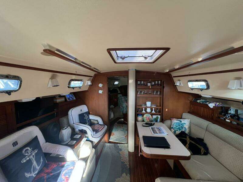 1994 Island Packet Cutter