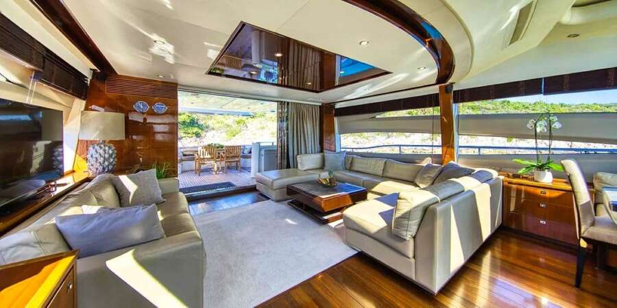 2011 Princess Yachts Princess V85