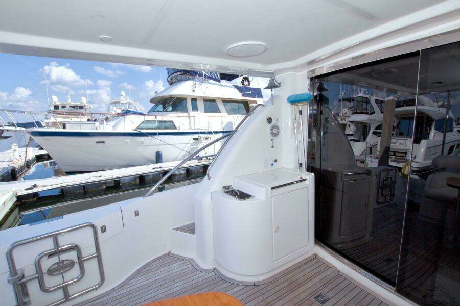 2005 Neptunus 62 Flybridge