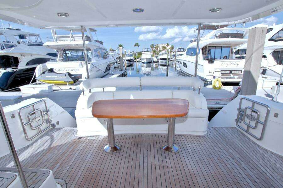2005 Neptunus 62 Flybridge