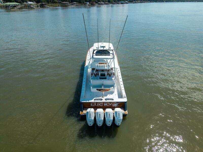 Valhalla 55 - Lucky 24 IV - Aft Aerial