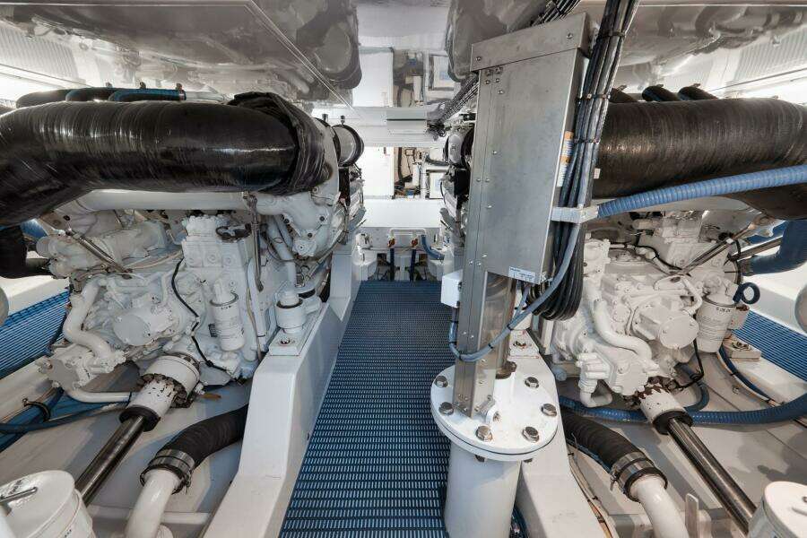 Weaver 60 - Pistol - Engine Room