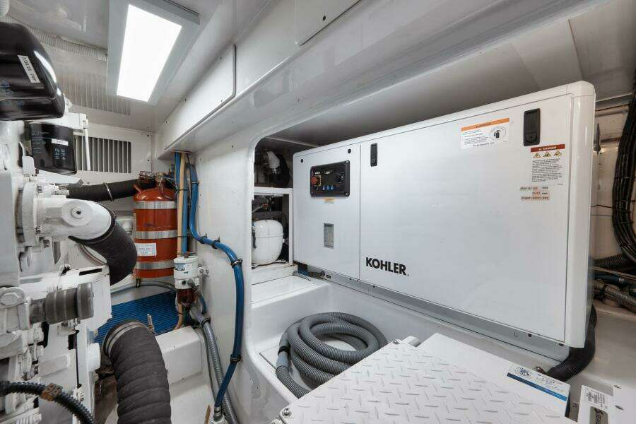 Weaver 60 - Pistol - Engine Room