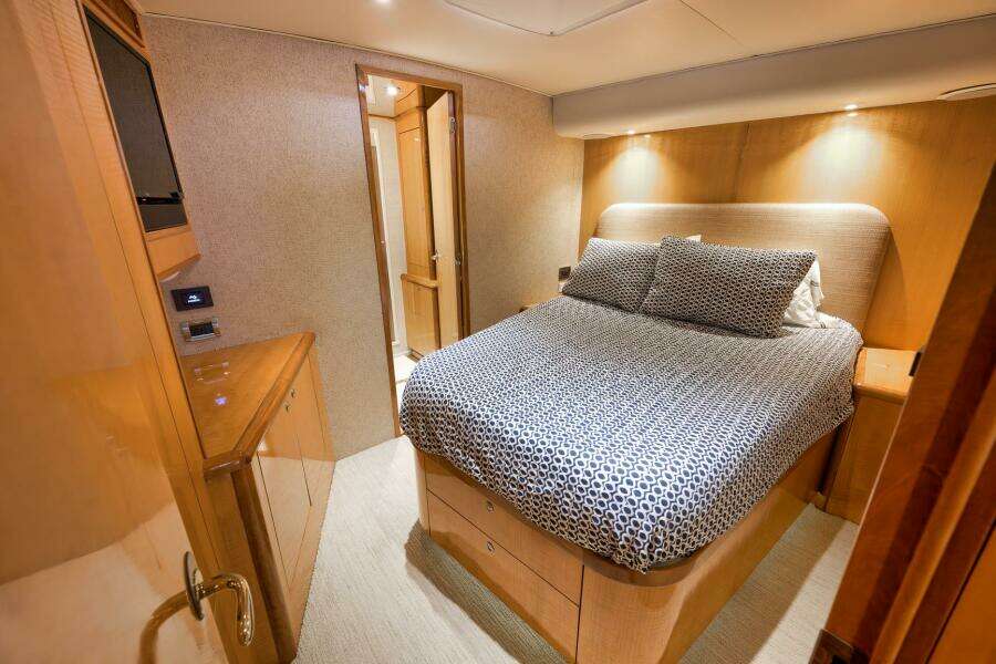 Weaver 60 - Pistol - Interior Stateroom