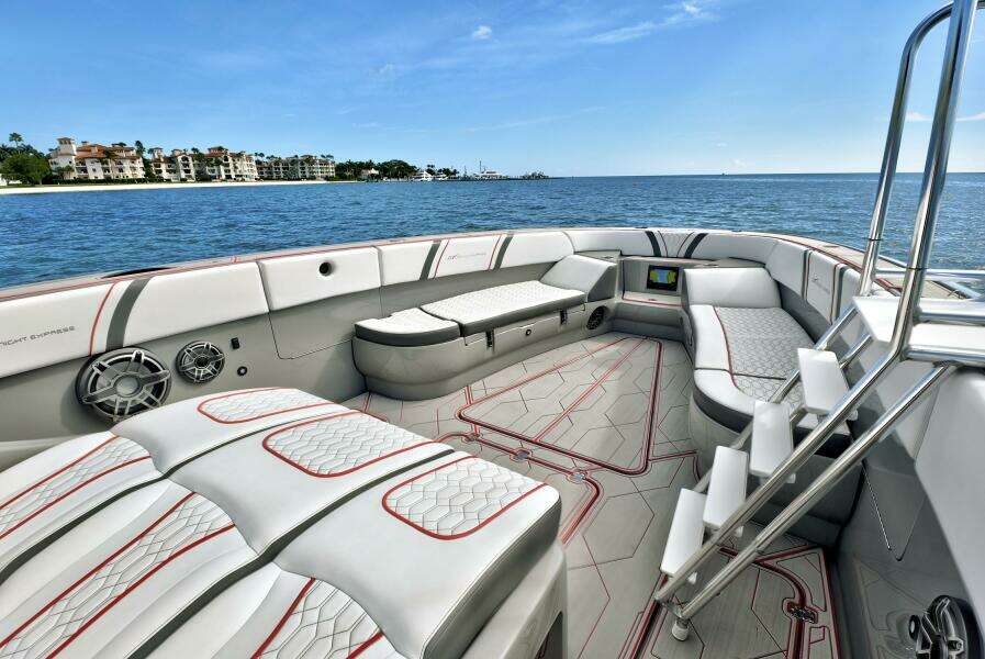 2023 Midnight Express 43 Open