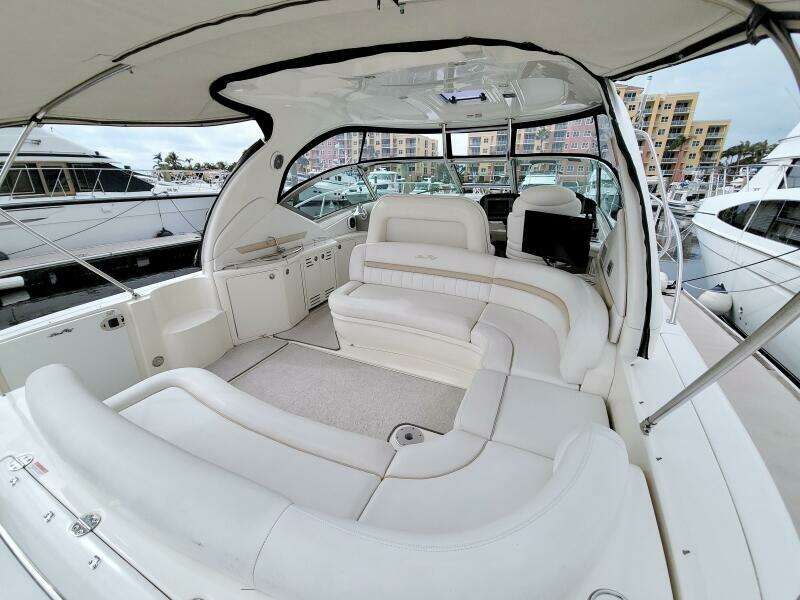 2009 Sea Ray 44 Sundancer