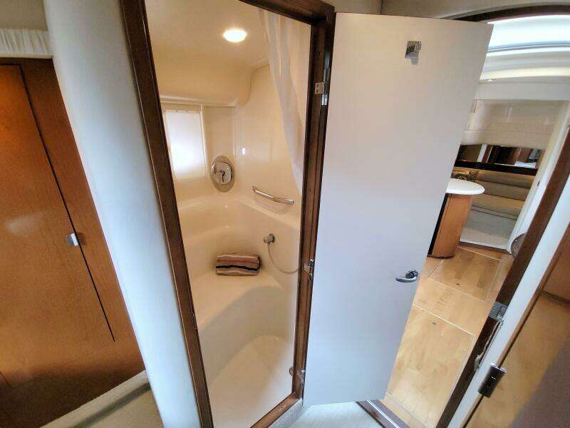 2009 Sea Ray 44 Sundancer