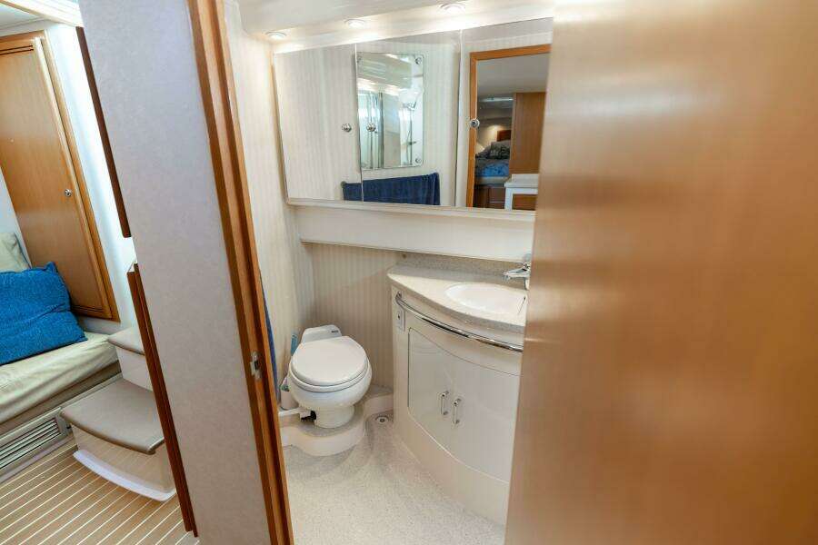 2008 Cabo 40 Express 'Hooker'