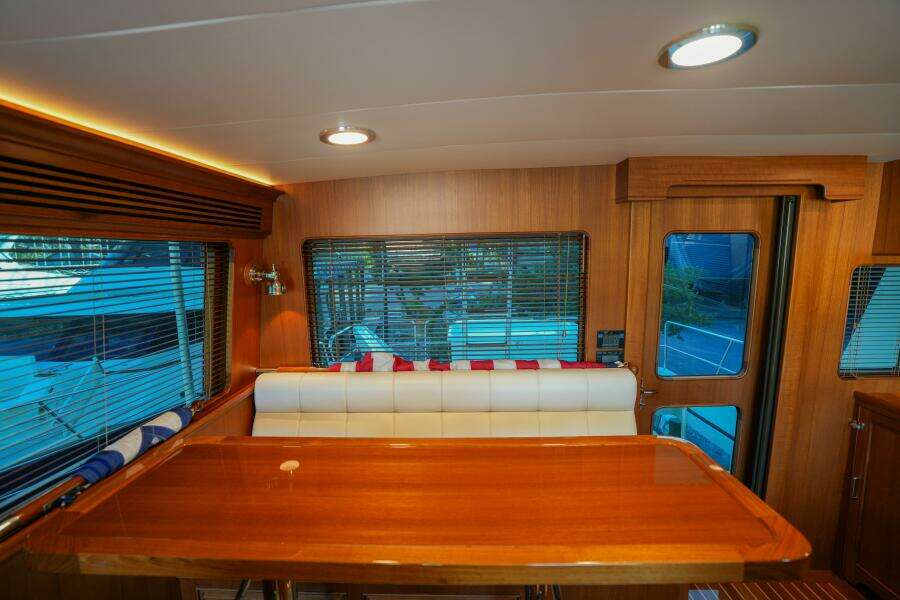 060 Command Bridge Facing Aft