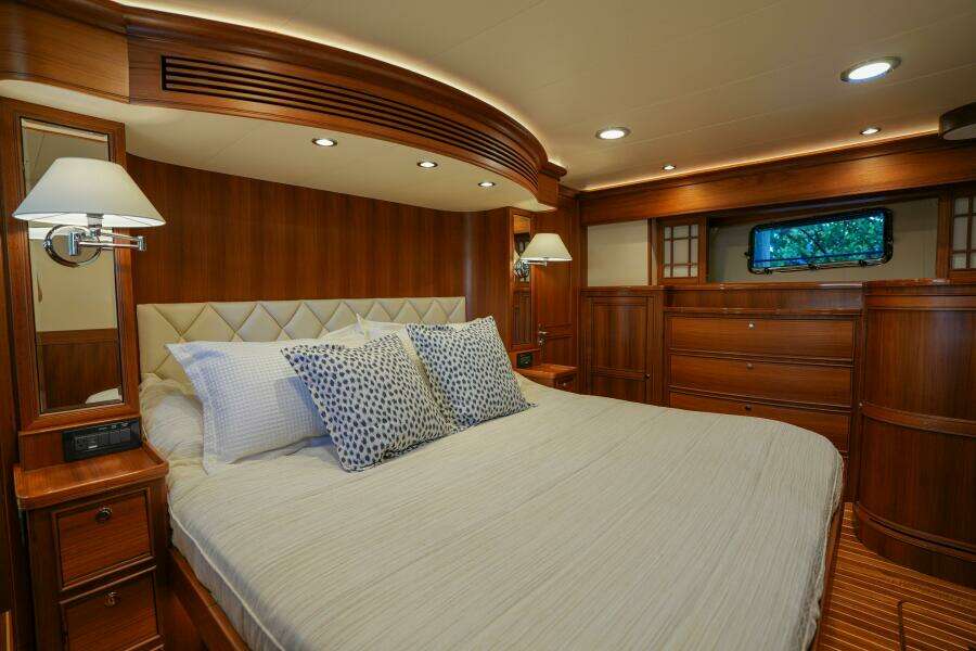 044 MSR Facing Port Aft