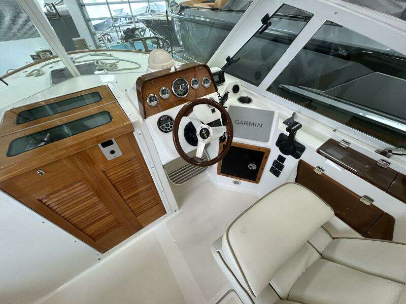 2007 Hunt Yachts Harrier 25