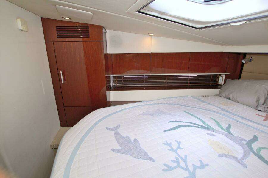 2013 Sea Ray 450 Sundancer