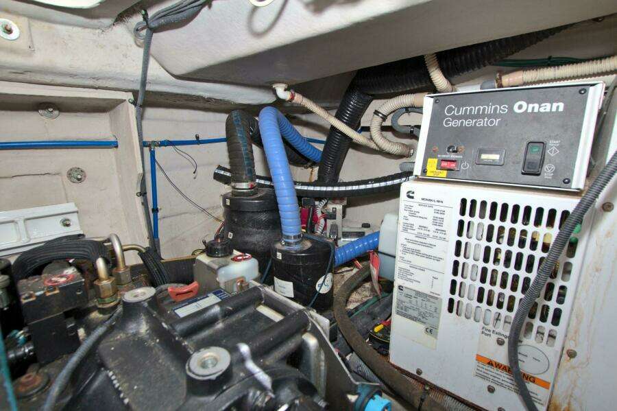 2013 Sea Ray 450 Sundancer