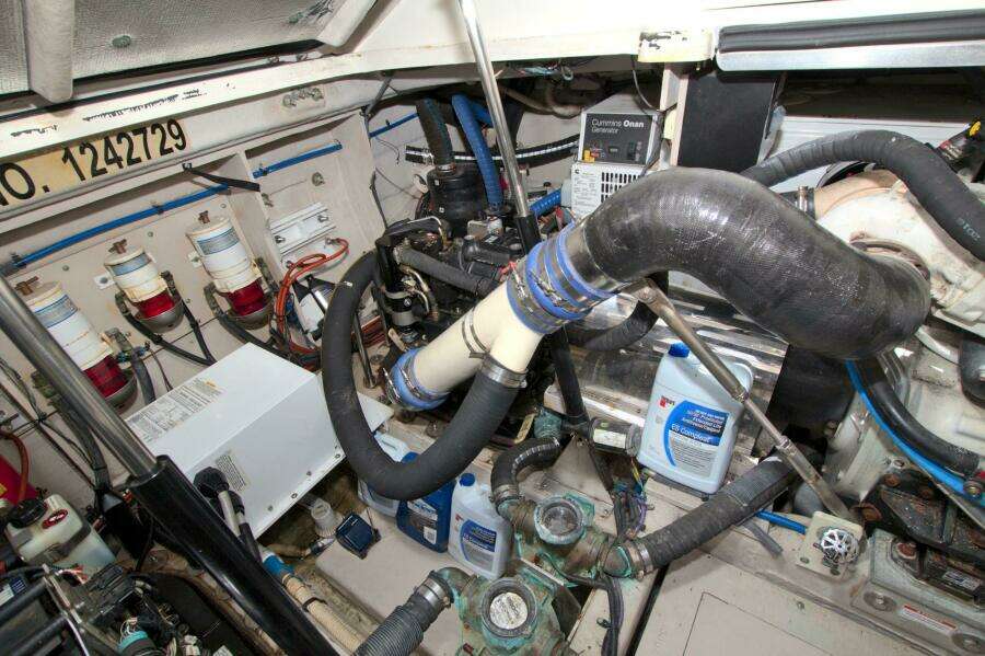 2013 Sea Ray 450 Sundancer