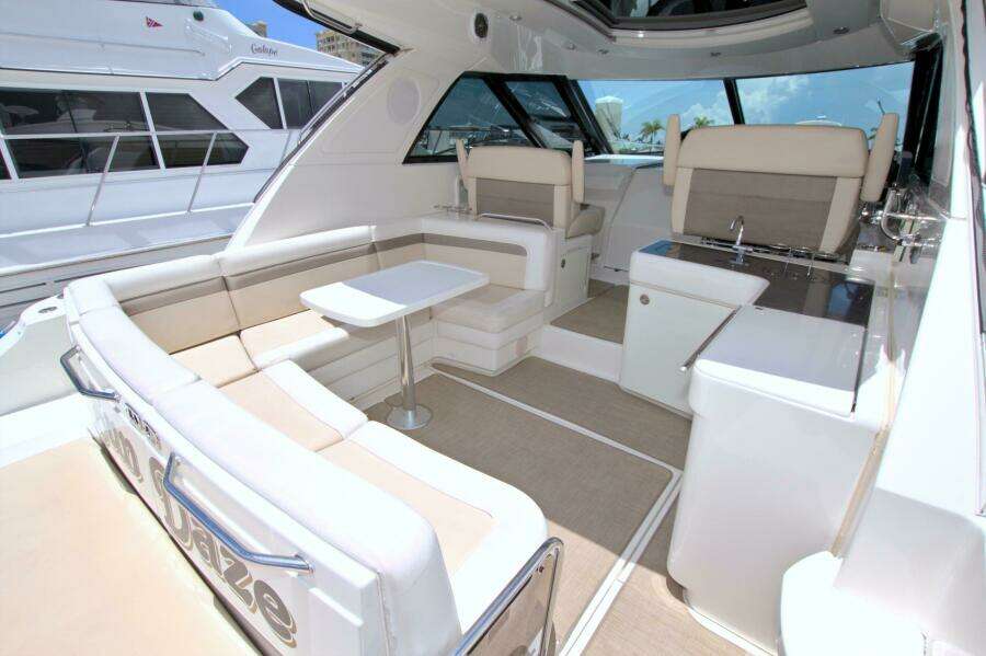 2013 Sea Ray 450 Sundancer