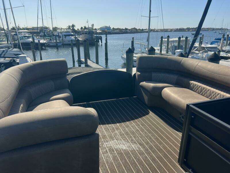 2023 Premier 330 Escalante