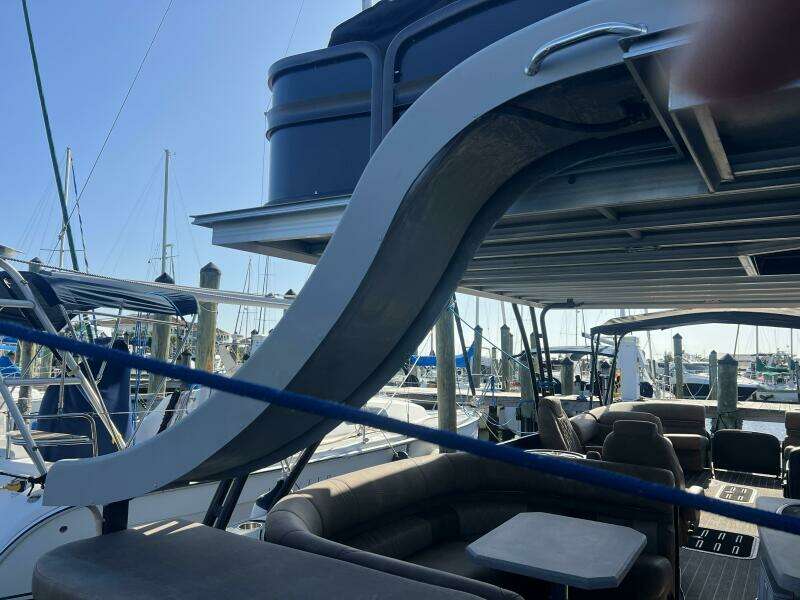 2023 Premier 330 Escalante