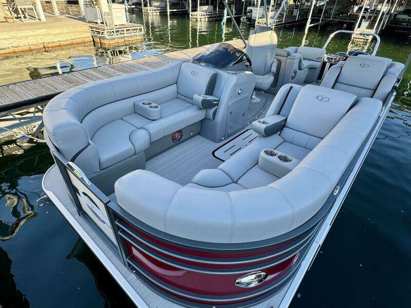 2023 Veranda Vertex VTX 22R TritoonFL