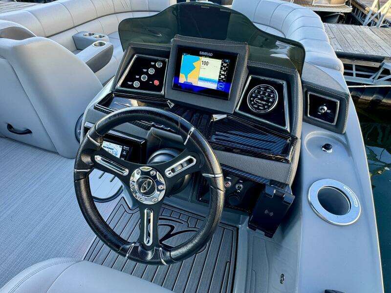 2023 Veranda Vertex VTX 22R TritoonFL