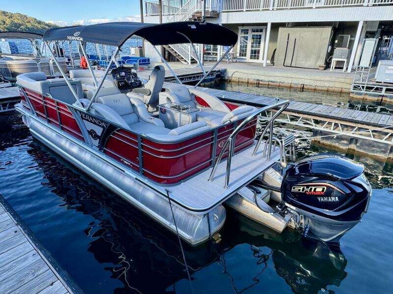 2023 Veranda Vertex VTX 22R TritoonFL