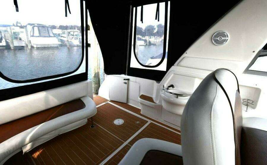 2001 Sea Ray 310 Sundancer