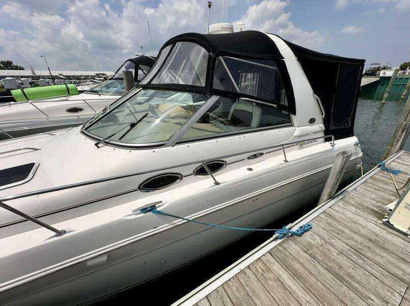 2001 Sea Ray 310 Sundancer