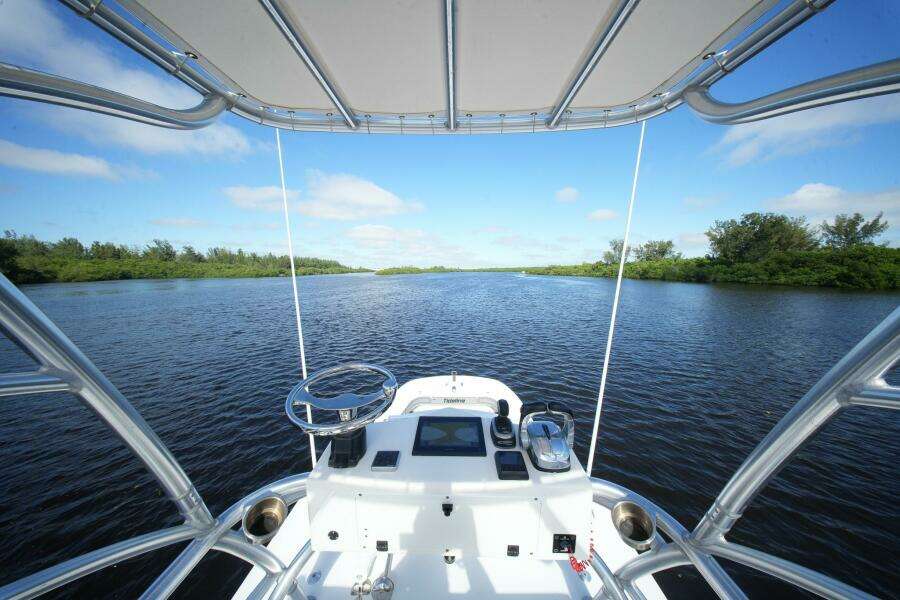 2020 TideLine Boats 365 OFFSHORE