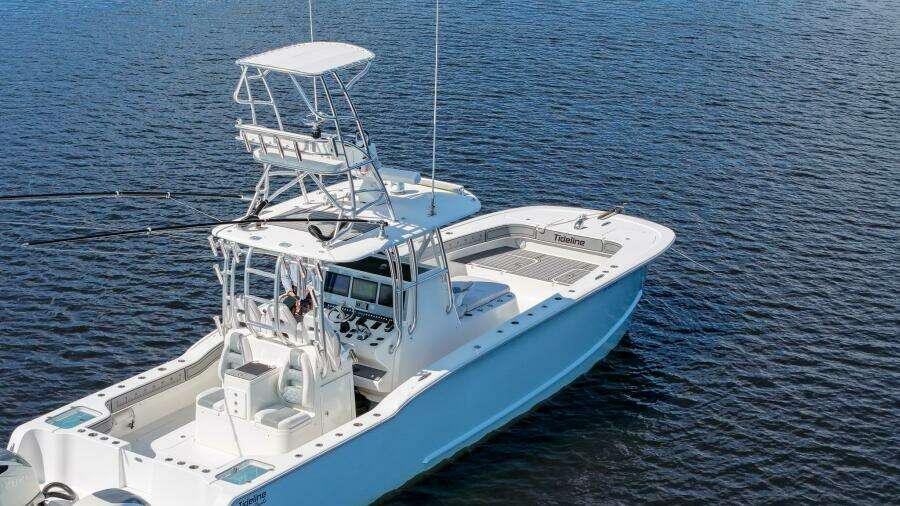 2020 TideLine Boats 365 OFFSHORE