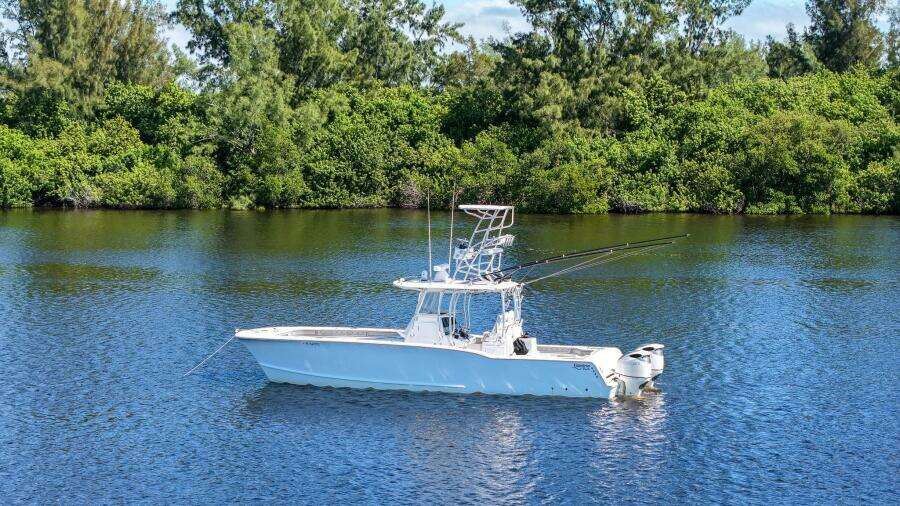 2020 TideLine Boats 365 OFFSHORE