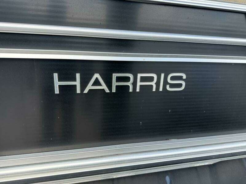 2017 Harris 220 Cruiser Tritoon