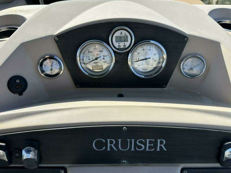 2017 Harris 220 Cruiser Tritoon