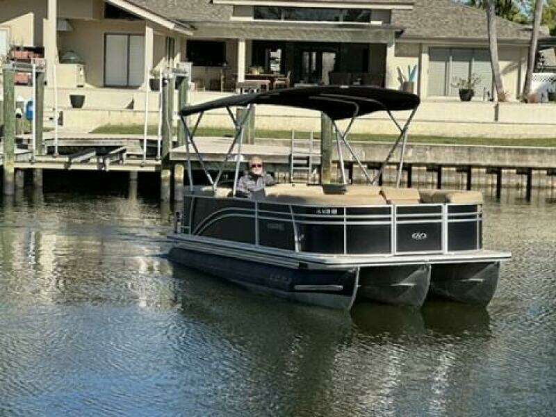 2017 Harris 220 Cruiser Tritoon