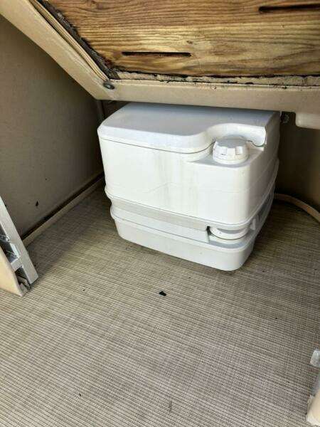 2017 Harris 220 Cruiser Tritoon