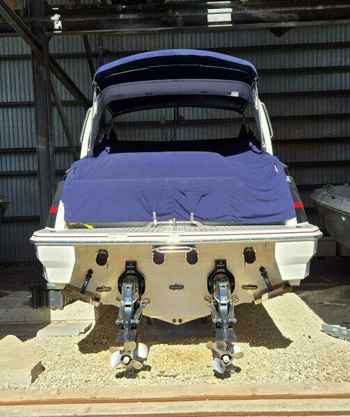 2016 Formula 330 Crossover Bowrider