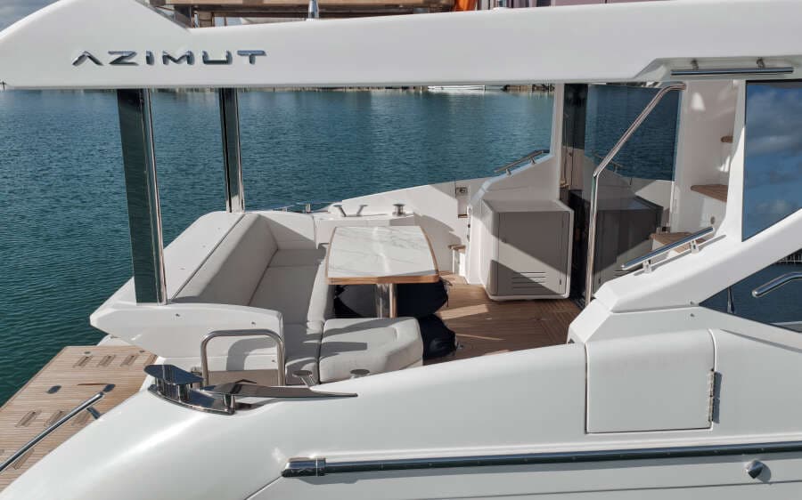 2022 Azimut FLYBRIDGE