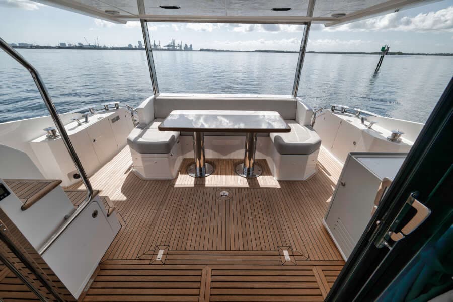 2022 Azimut FLYBRIDGE