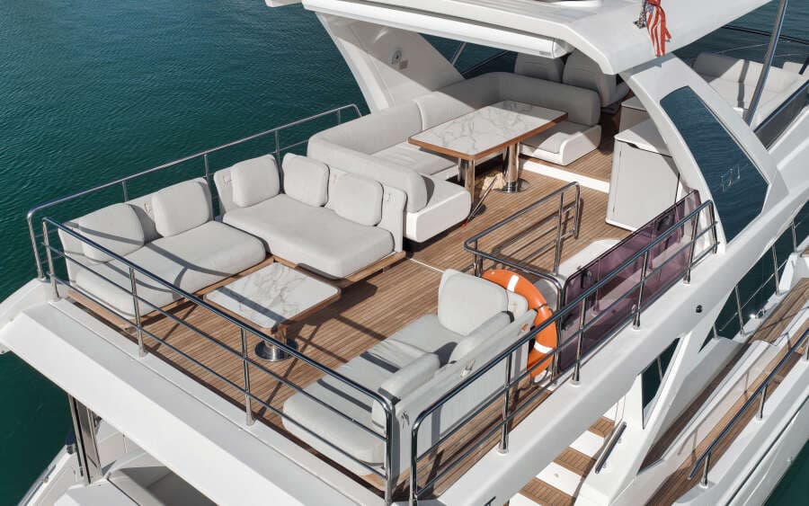 2022 Azimut FLYBRIDGE