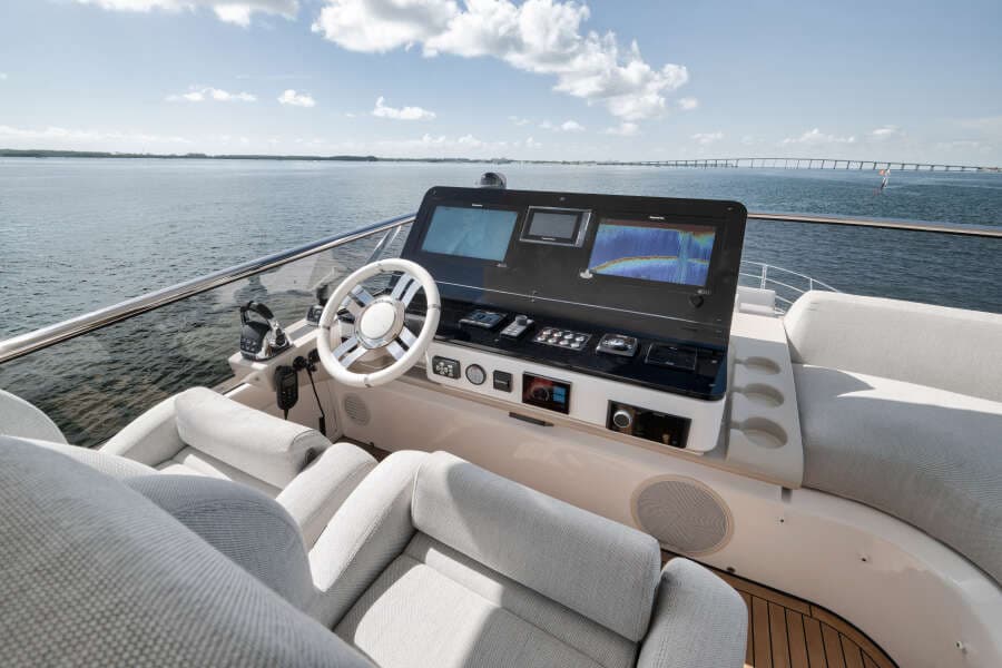 2022 Azimut FLYBRIDGE