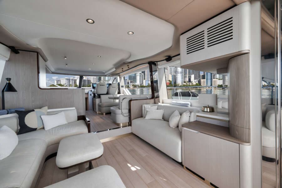 2022 Azimut FLYBRIDGE