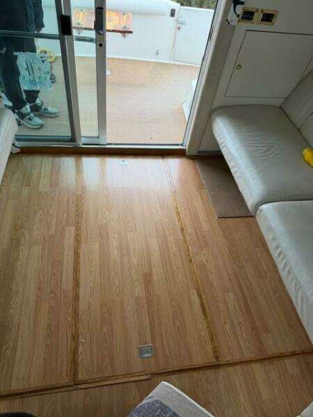 1997 Sea Ray 400 Sedan Bridge