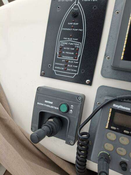 1997 Sea Ray 400 Sedan Bridge