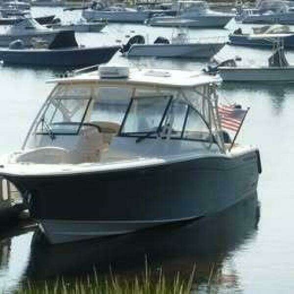 2016 Grady-White 335 Freedom, 109 hours