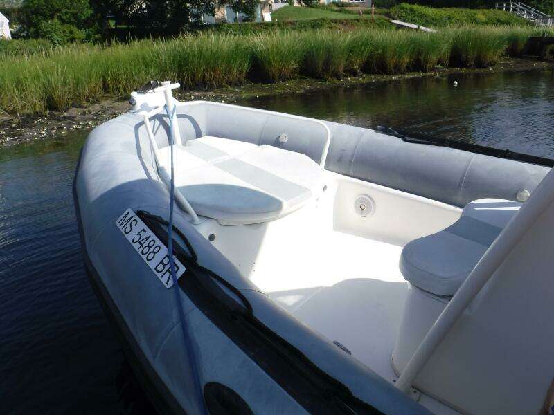 2015 Zodiac PRO 850 OPTIUM & Custom Trailer