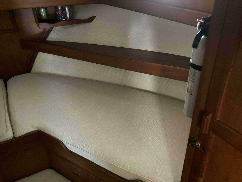 1981 Albin Double Cabin