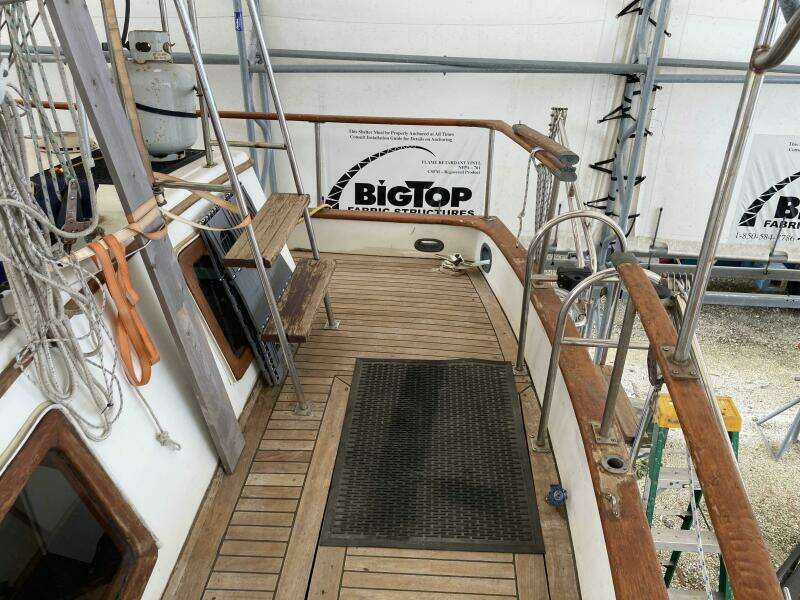 1981 Albin Double Cabin